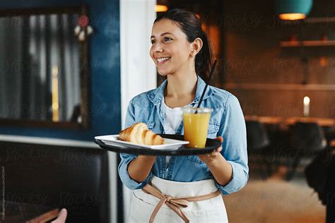 Waiter/Waitress Salaries: Serving Food and Drinks with a Generous Income