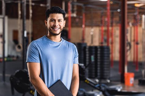 Personal Trainer Salaries: Helping Others Get Fit and Earning a Good Income in the Fitness Industry