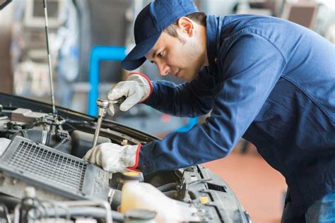 Making a Living through Repairing Cars - Automotive Mechanic Salaries